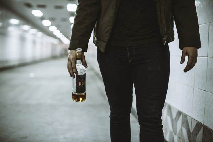 D'Konsequenze vun Alkohol fir Perséinlechkeet